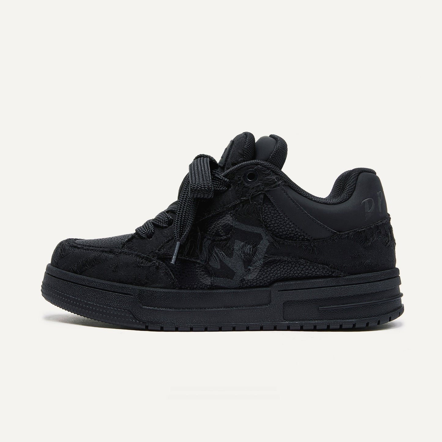 Damage Wind Classic Style Bread Shoes