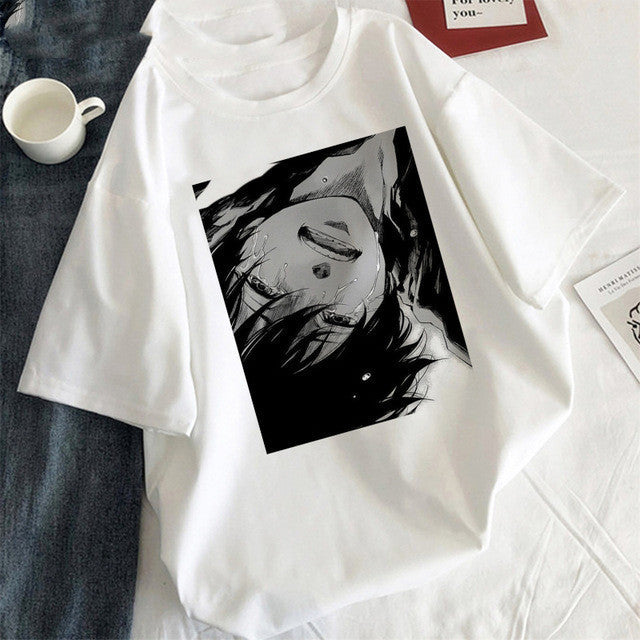 Women's T-shirt with eye close-up print