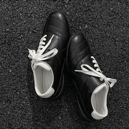 Oblique Lace-up Flat Retro Sports Casual Shoes