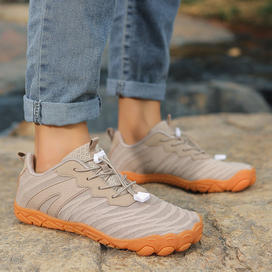 Breathable And Lightweight Outdoor Hiking Shoes